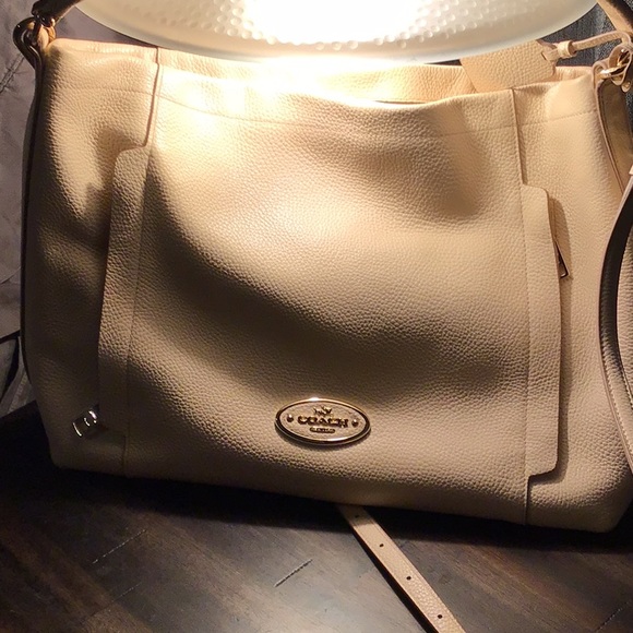 Coach Spring Hobo - Picture 4 of 5